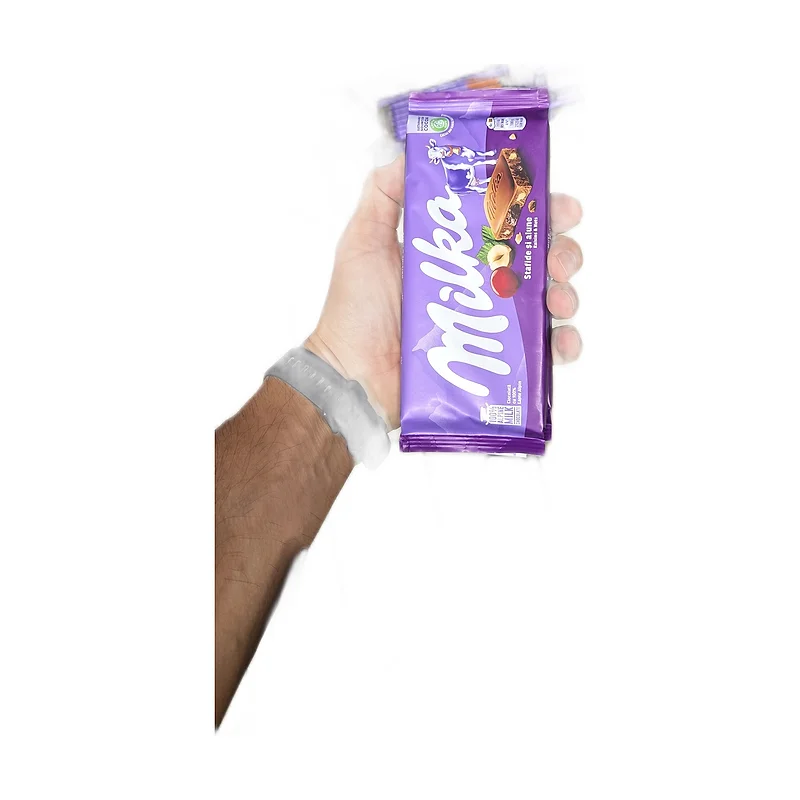 Milka Rasin Nuts Chocolate 100